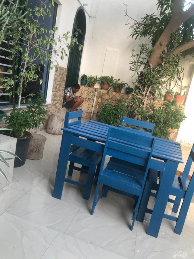 T1 Mobiliado Com Wi-fi Apartment Praia